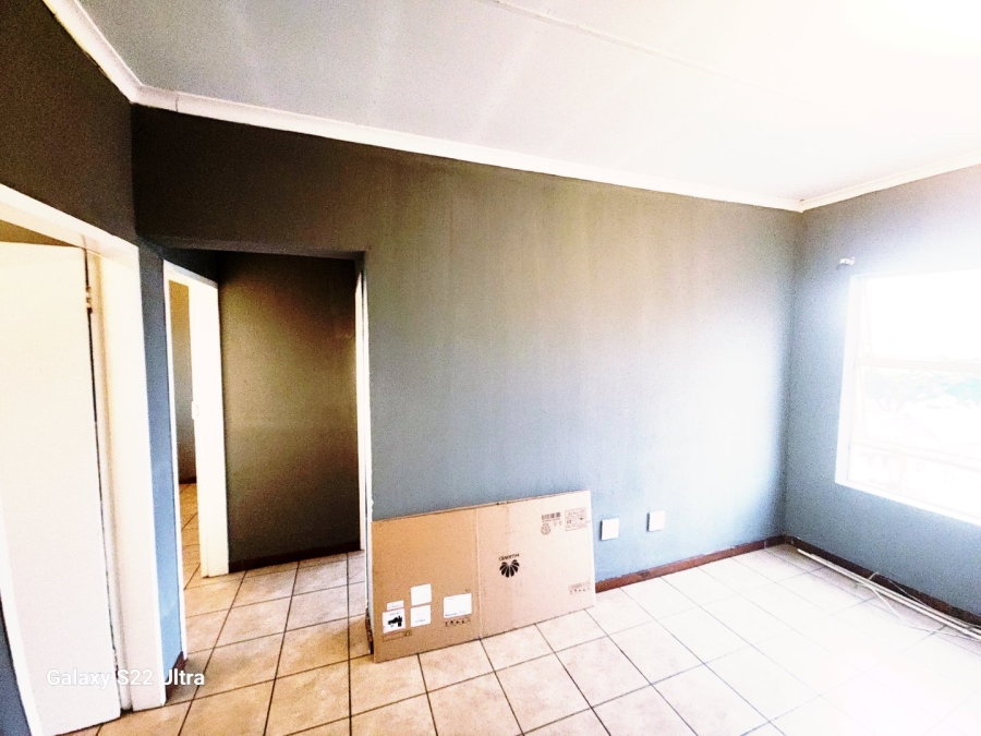 To Let 2 Bedroom Property for Rent in Kempton Park Central Gauteng