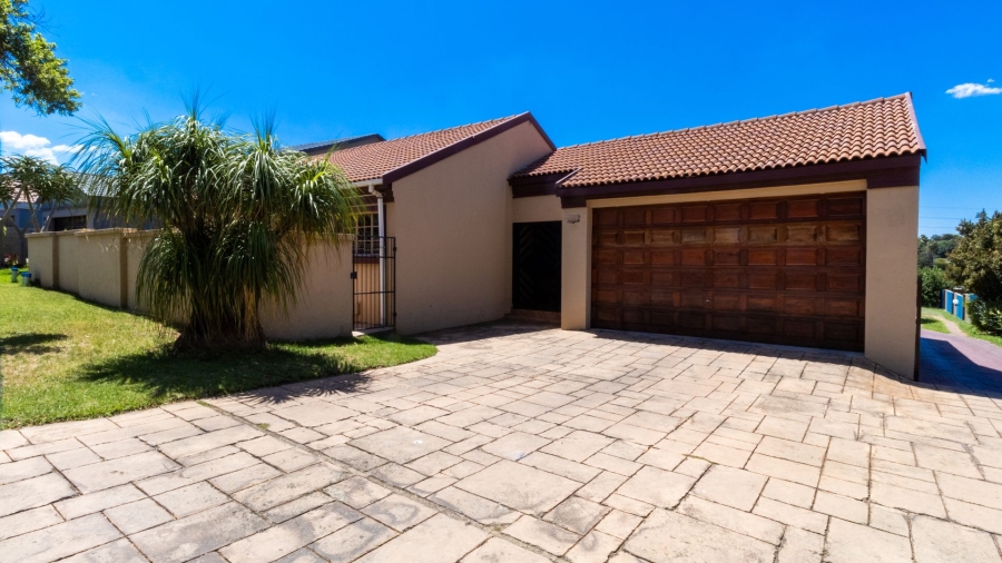 3 Bedroom Property for Sale in Thatchfield Estate Gauteng