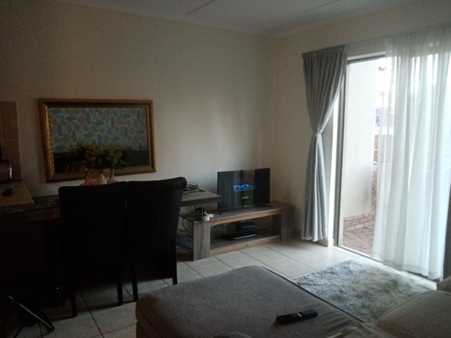 To Let 2 Bedroom Property for Rent in Chantelle Gauteng