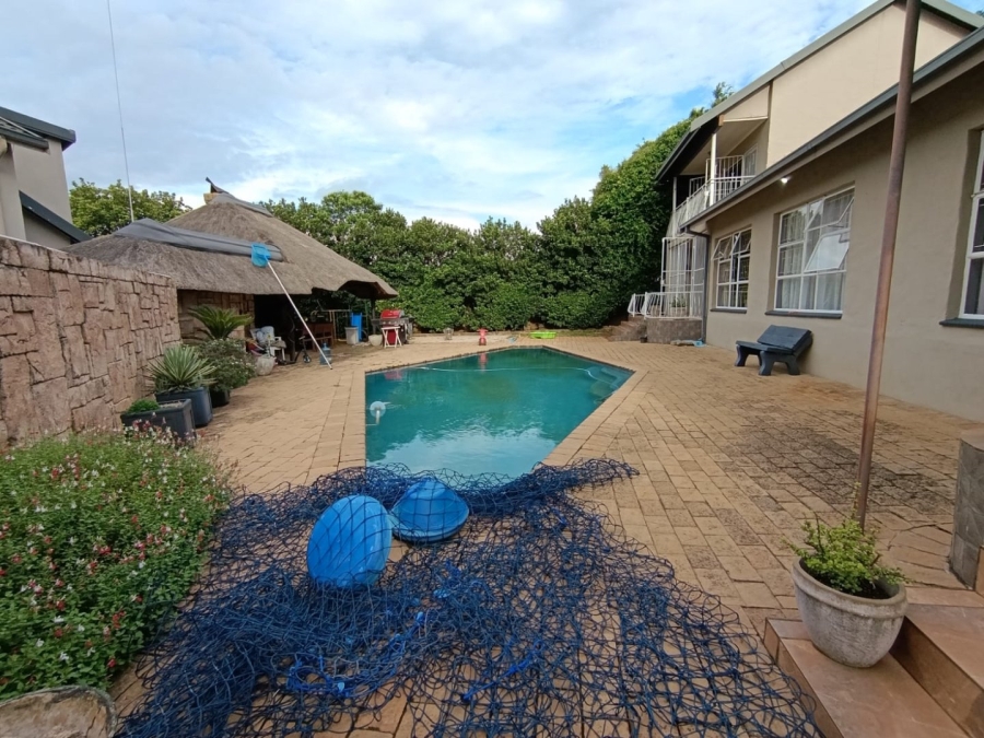 To Let 4 Bedroom Property for Rent in Eldoraigne Gauteng