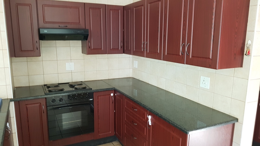 To Let 3 Bedroom Property for Rent in Equestria Gauteng