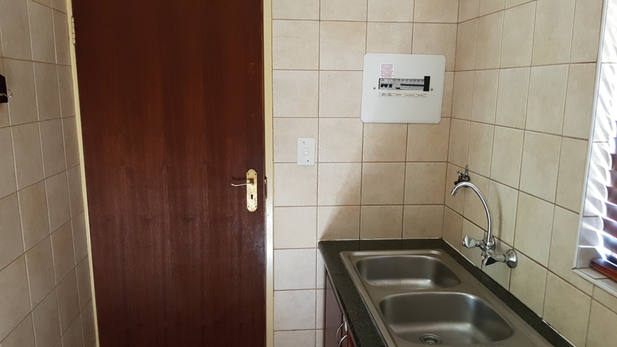 To Let 3 Bedroom Property for Rent in Equestria Gauteng