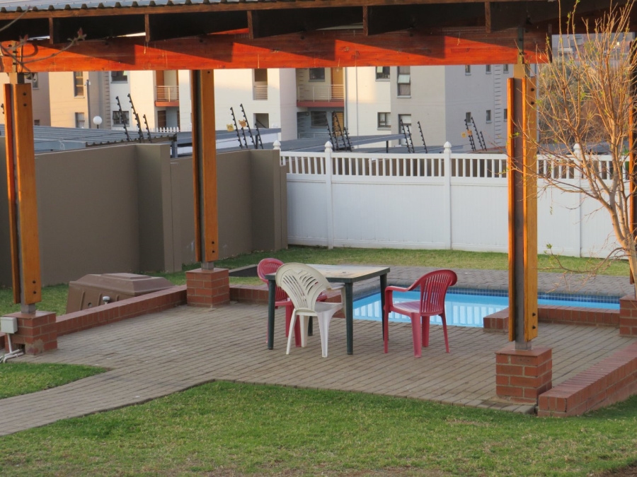 2 Bedroom Property for Sale in Barbeque Downs Gauteng