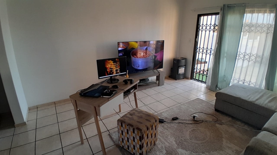 2 Bedroom Property for Sale in Barbeque Downs Gauteng