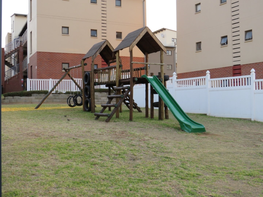 2 Bedroom Property for Sale in Barbeque Downs Gauteng