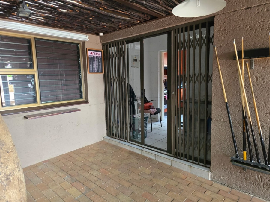 5 Bedroom Property for Sale in Beyers Park Gauteng