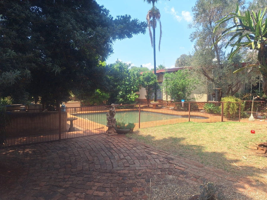 3 Bedroom Property for Sale in Dorandia Gauteng