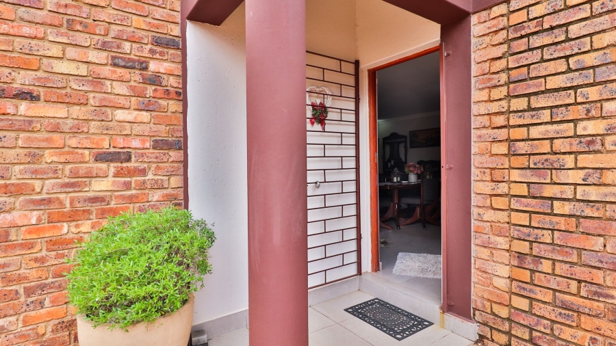 3 Bedroom Property for Sale in Pomona Gauteng