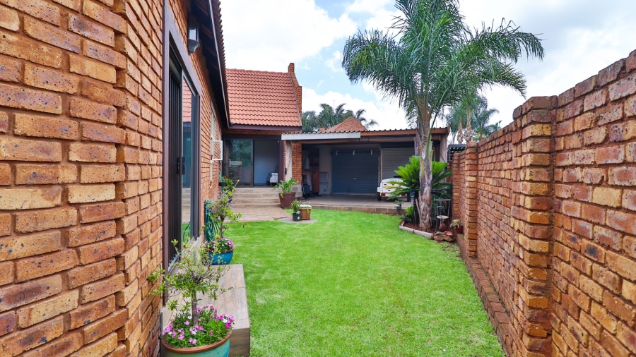 3 Bedroom Property for Sale in Pomona Gauteng