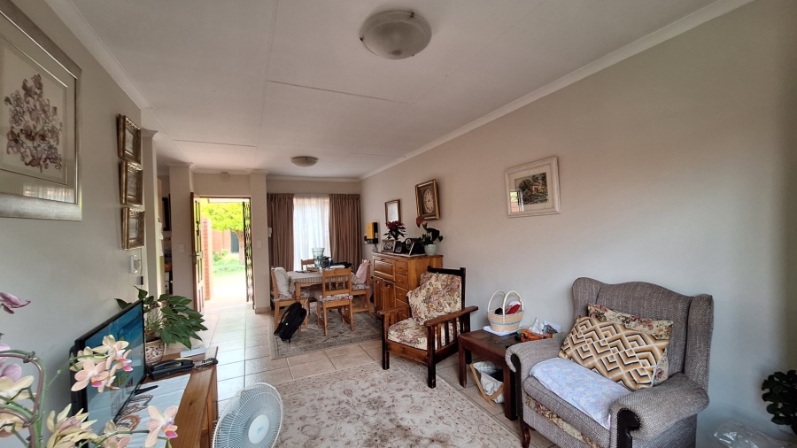 2 Bedroom Property for Sale in Willow Park Manor Gauteng