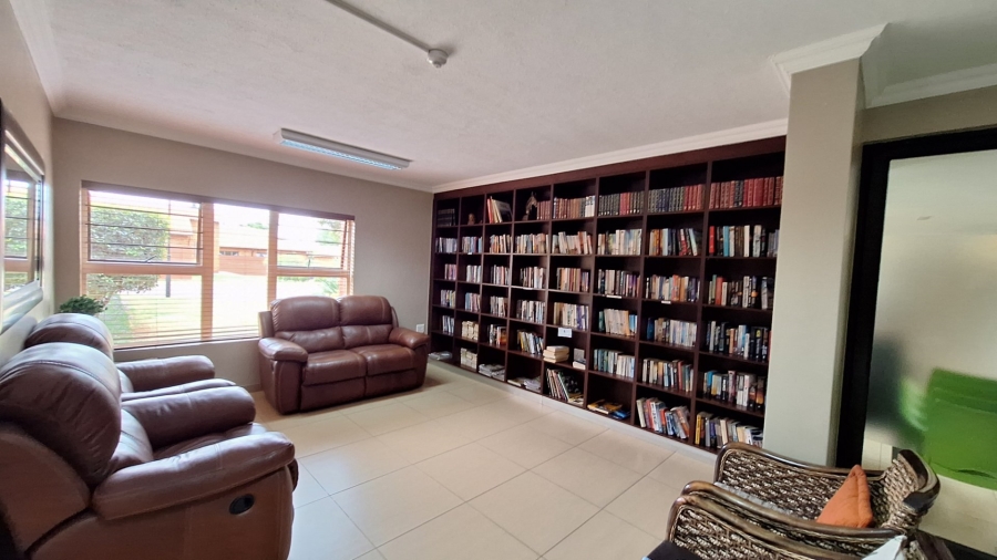 2 Bedroom Property for Sale in Willow Park Manor Gauteng