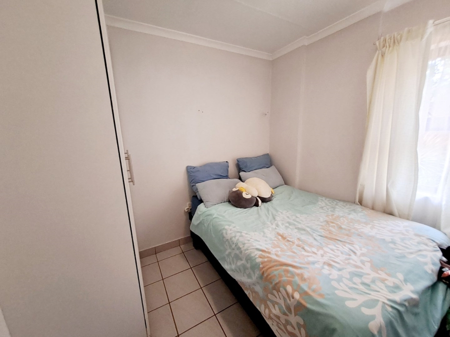 2 Bedroom Property for Sale in Die Hoewes Gauteng