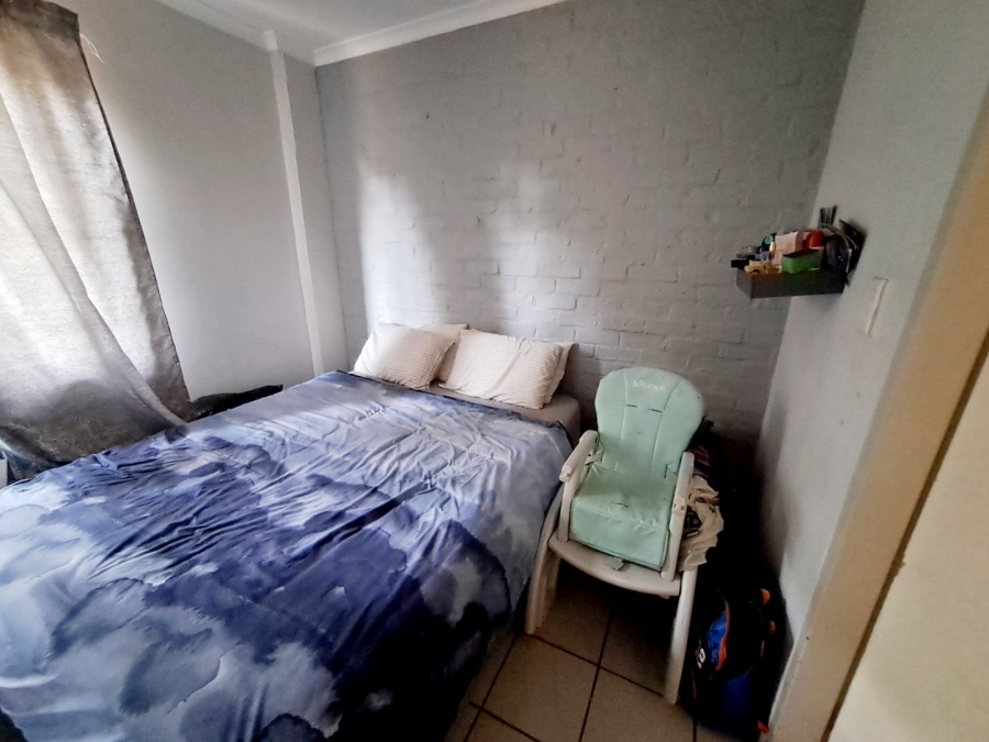 2 Bedroom Property for Sale in Die Hoewes Gauteng