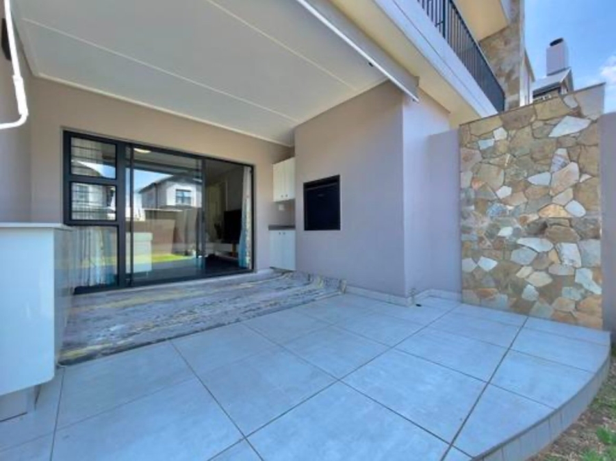 3 Bedroom Property for Sale in The Polofields Gauteng