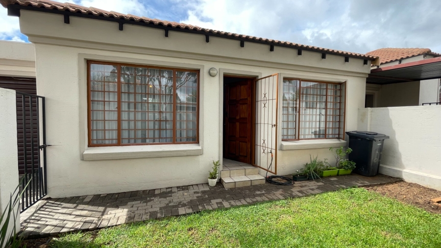 2 Bedroom Property for Sale in Moreleta Park Gauteng