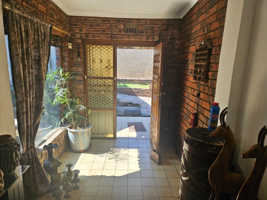 3 Bedroom Property for Sale in Northwold Gauteng