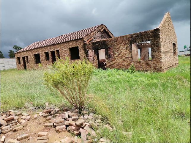  Bedroom Property for Sale in Bredell Gauteng