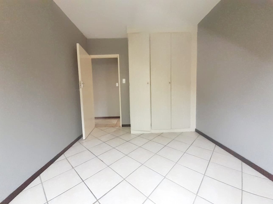 To Let 2 Bedroom Property for Rent in Monavoni Gauteng