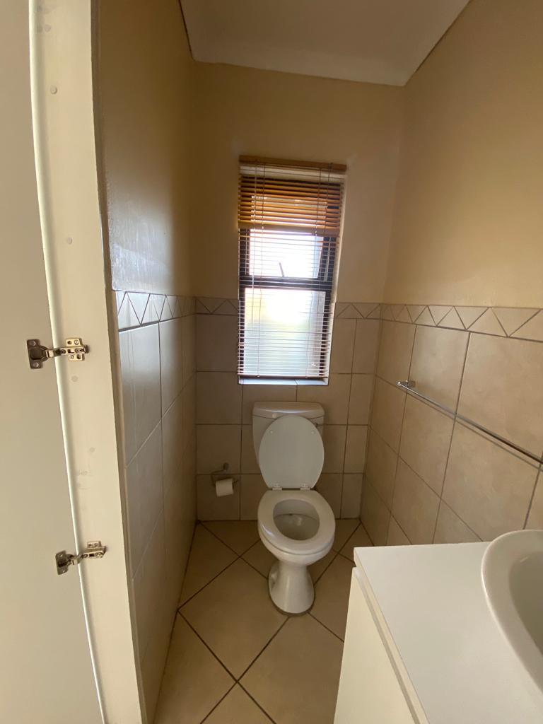 To Let 2 Bedroom Property for Rent in Westdene Gauteng