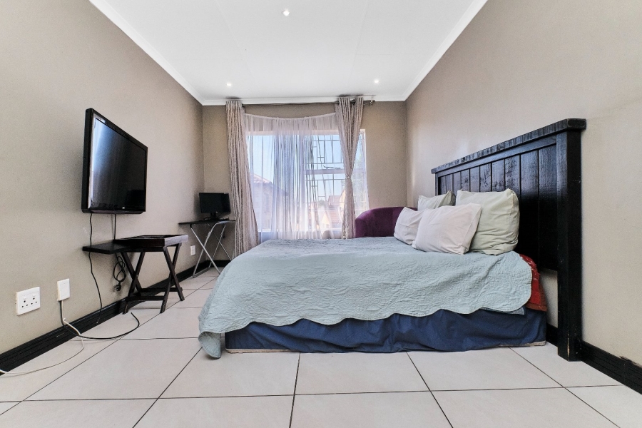 To Let 3 Bedroom Property for Rent in Wilgeheuwel Gauteng