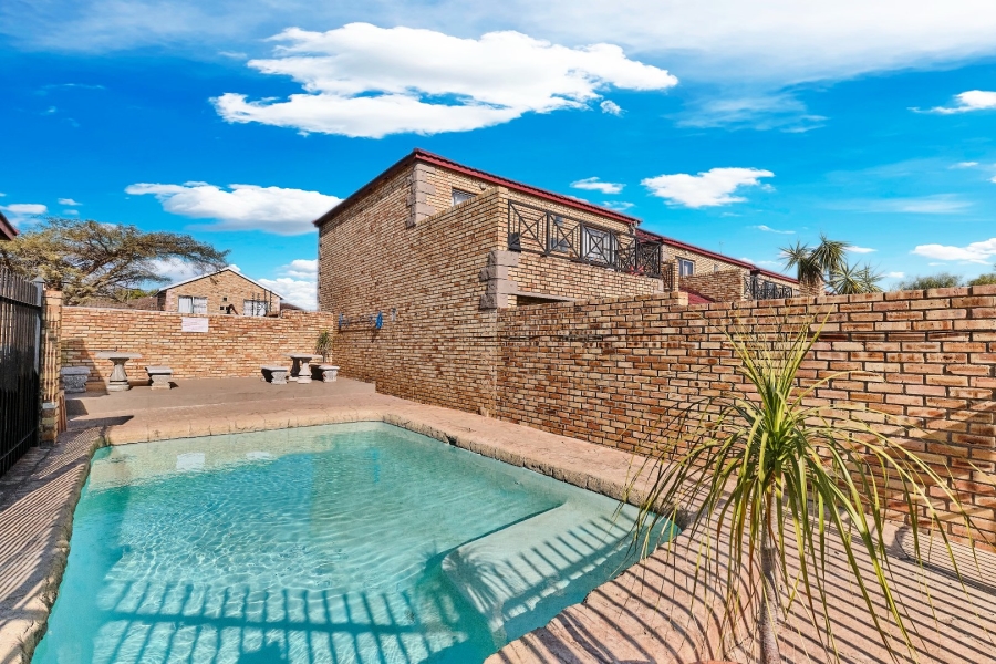 To Let 3 Bedroom Property for Rent in Wilgeheuwel Gauteng