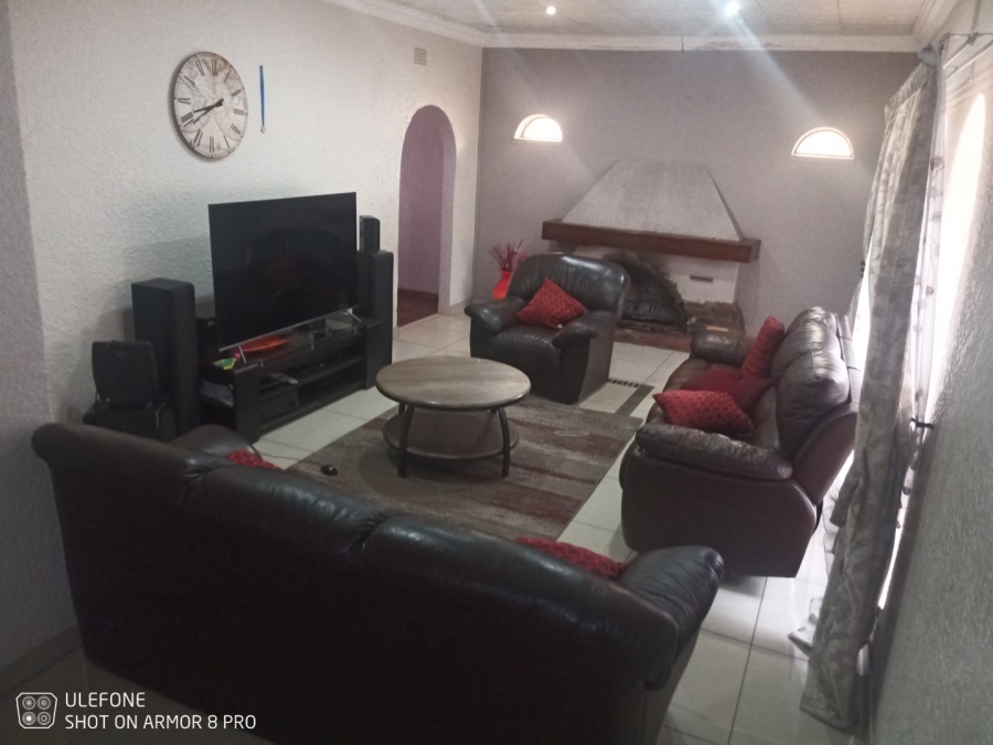 4 Bedroom Property for Sale in Lambton Gauteng