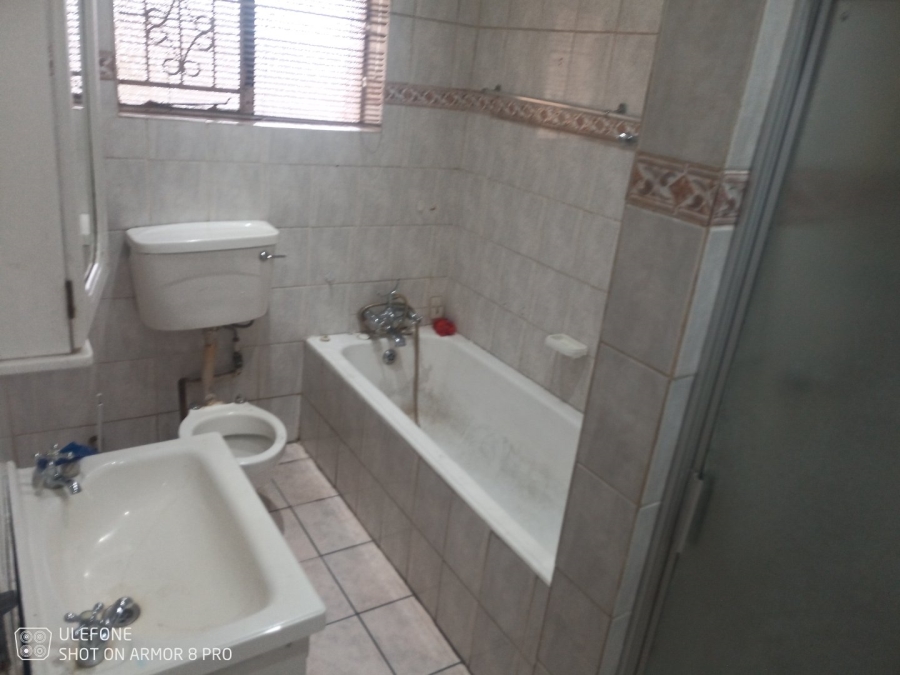 4 Bedroom Property for Sale in Lambton Gauteng