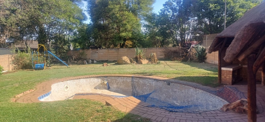 4 Bedroom Property for Sale in Lambton Gauteng