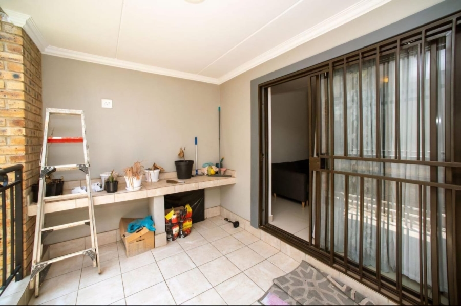 2 Bedroom Property for Sale in Fairlead Gauteng