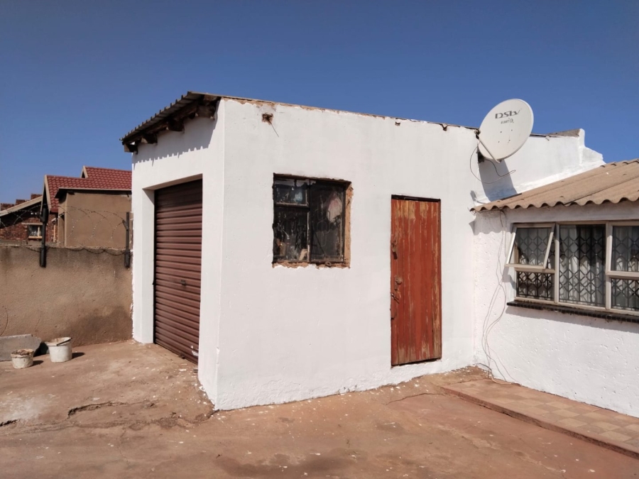 2 Bedroom Property for Sale in Vosloorus Ext 10 Gauteng