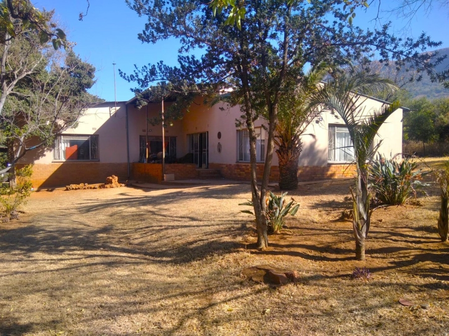  Bedroom Property for Sale in Kameeldrift West Gauteng