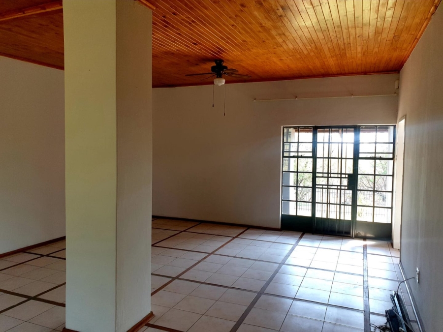 6 Bedroom Property for Sale in Gerardsville Gauteng