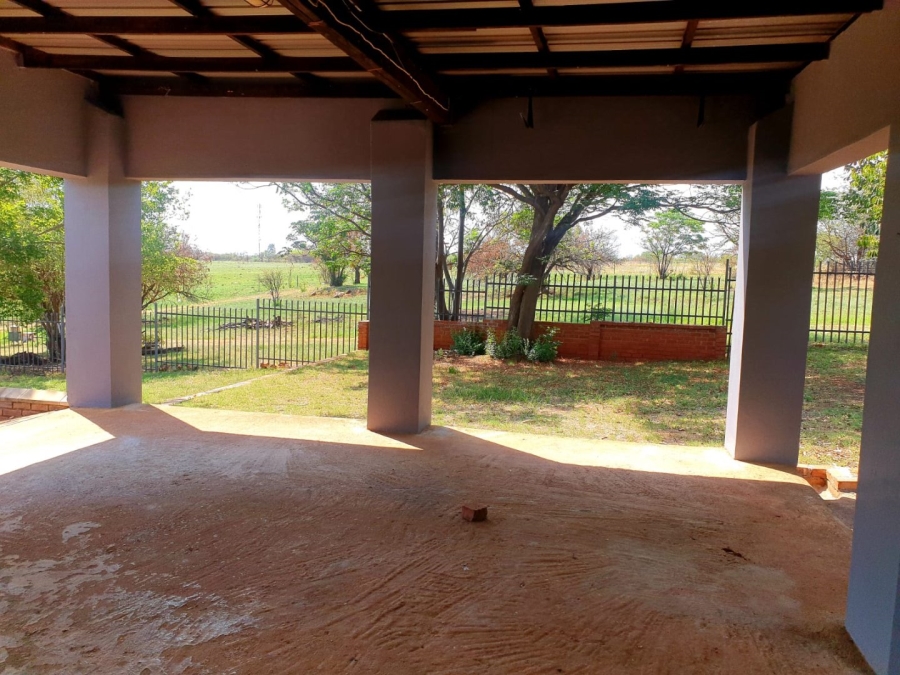 6 Bedroom Property for Sale in Gerardsville Gauteng