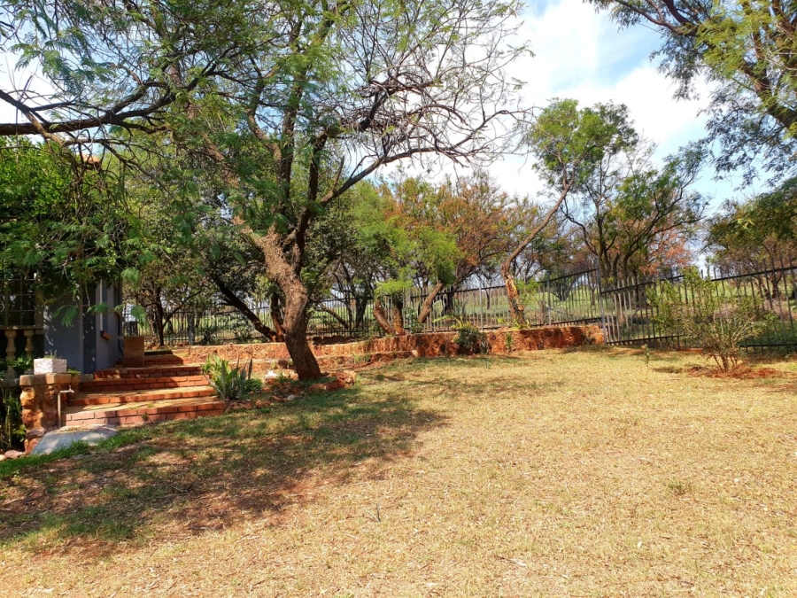 6 Bedroom Property for Sale in Gerardsville Gauteng