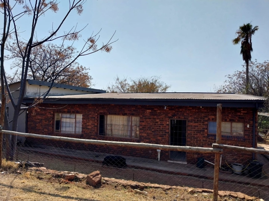 6 Bedroom Property for Sale in Gerardsville Gauteng