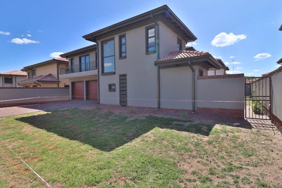 5 Bedroom Property for Sale in Comet Gauteng