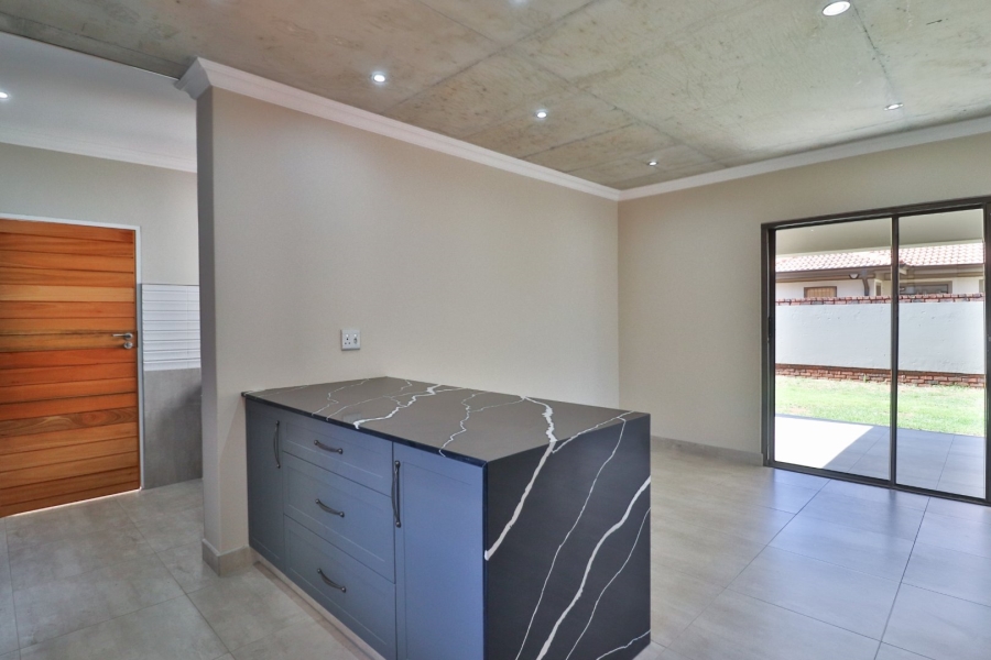 5 Bedroom Property for Sale in Comet Gauteng