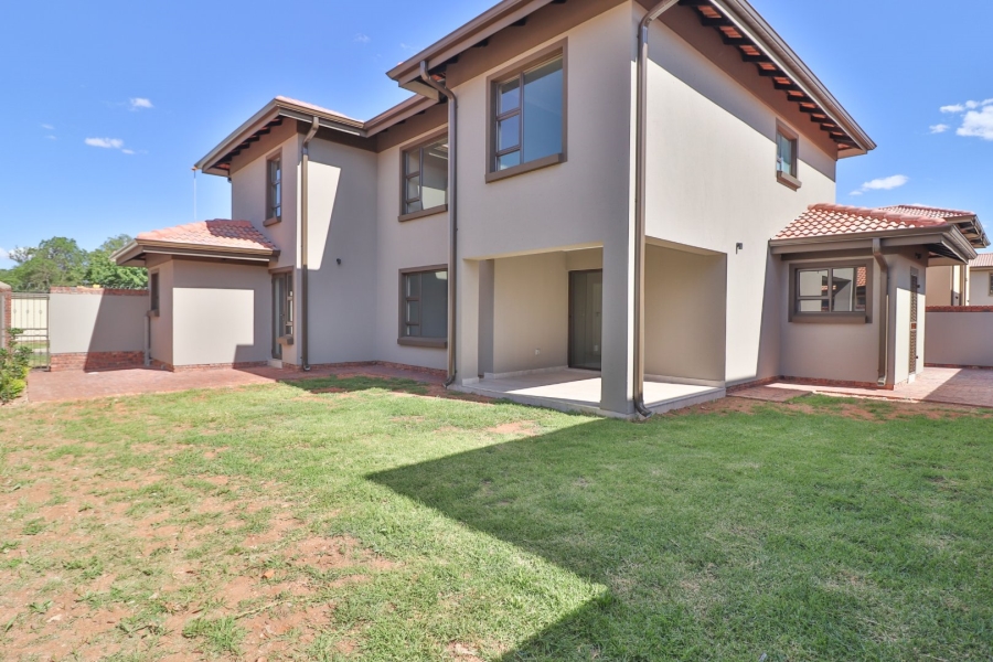 5 Bedroom Property for Sale in Comet Gauteng