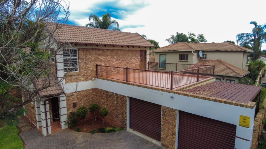 4 Bedroom Property for Sale in Glen Marais Gauteng