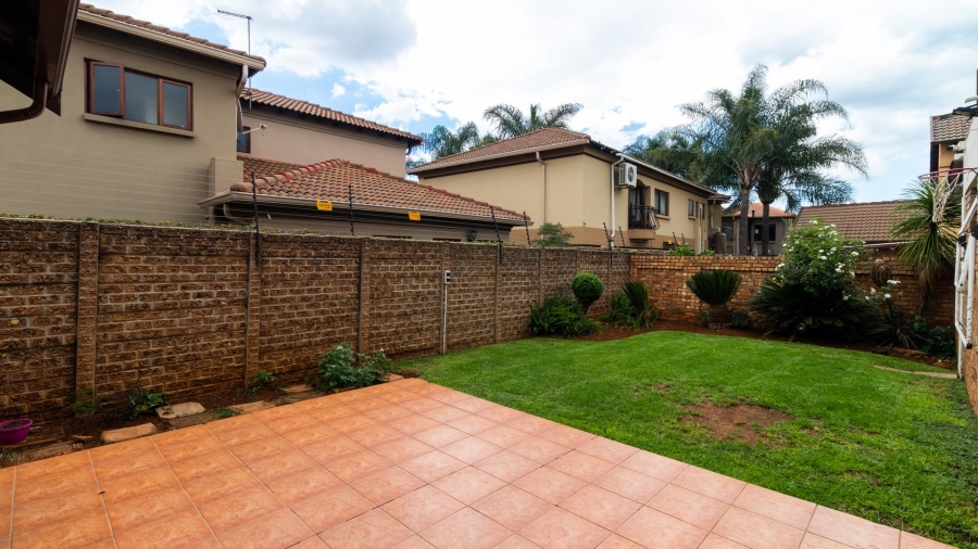 4 Bedroom Property for Sale in Glen Marais Gauteng