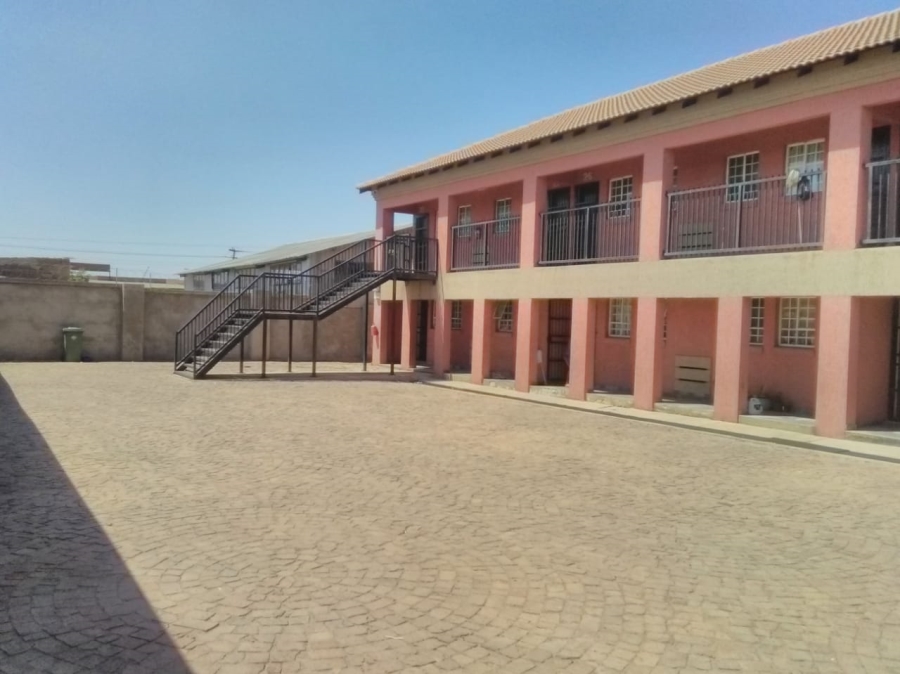 To Let 1 Bedroom Property for Rent in Ga-Rankuwa Unit 5 Gauteng