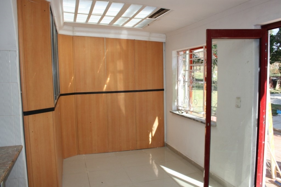 To Let 1 Bedroom Property for Rent in Bosmont Gauteng