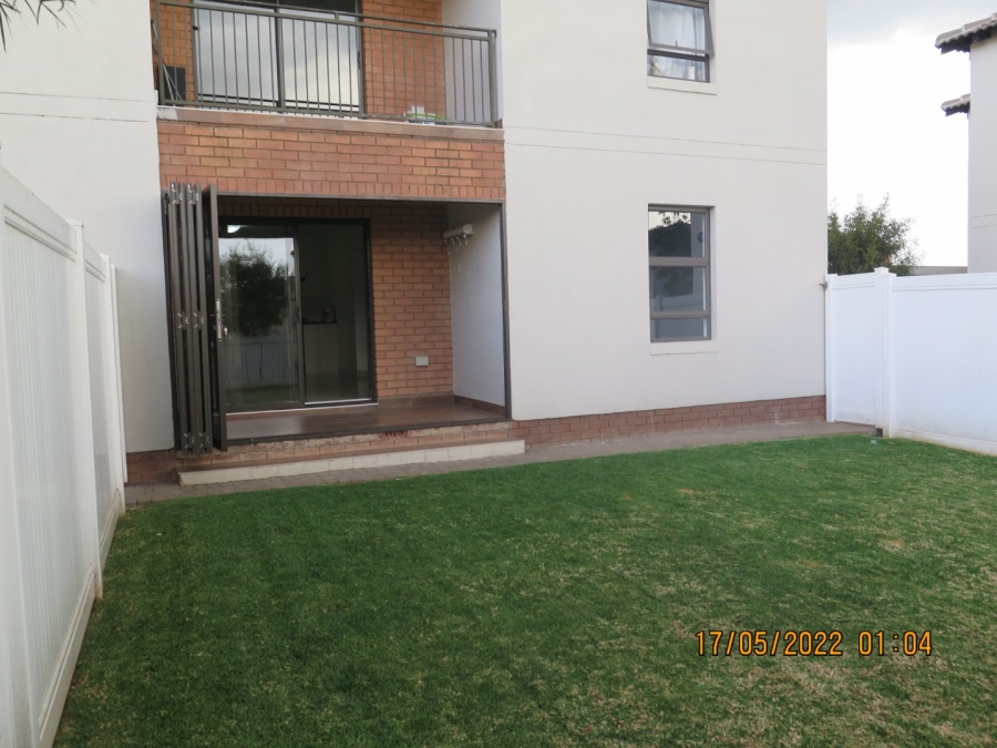 To Let 2 Bedroom Property for Rent in Pomona Gauteng