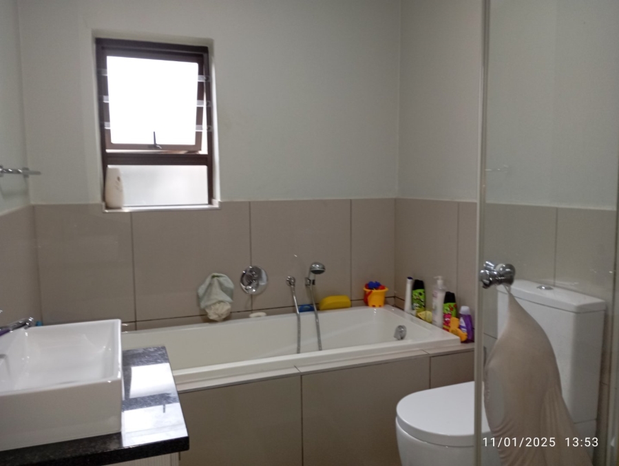 To Let 2 Bedroom Property for Rent in Pomona Gauteng