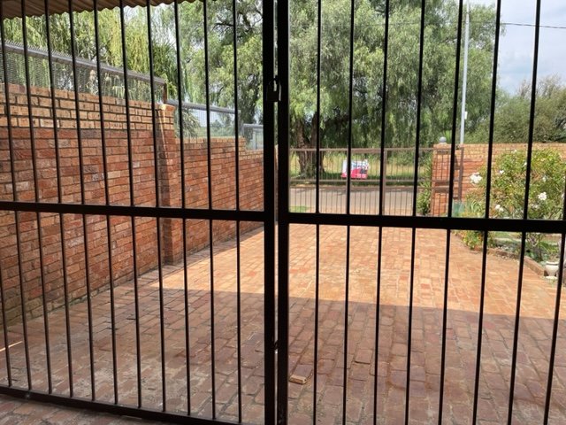 3 Bedroom Property for Sale in Klipspruit West Gauteng