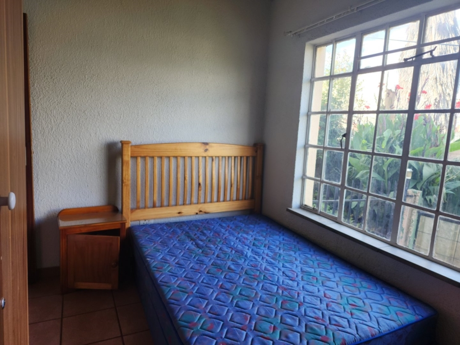 To Let 1 Bedroom Property for Rent in Woodmere Gauteng