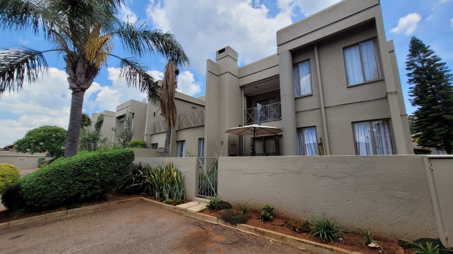 3 Bedroom Property for Sale in Magalieskruin Gauteng