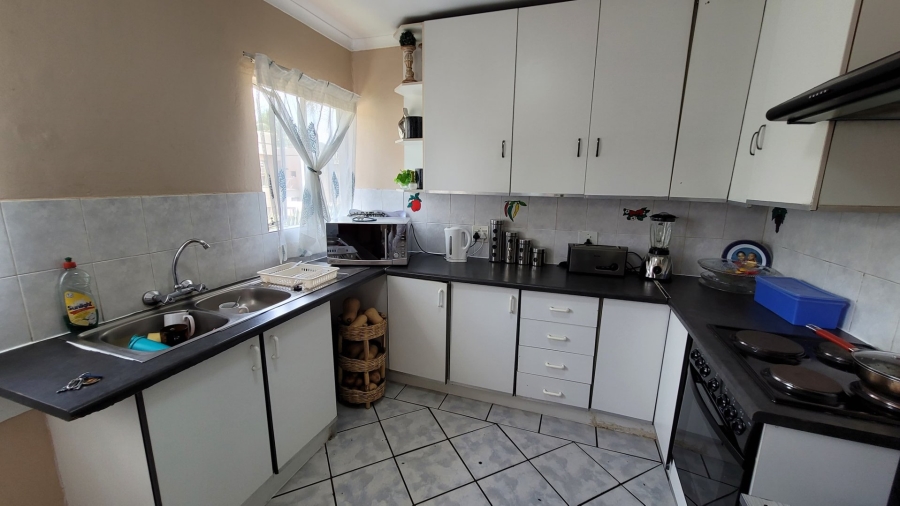 3 Bedroom Property for Sale in Magalieskruin Gauteng