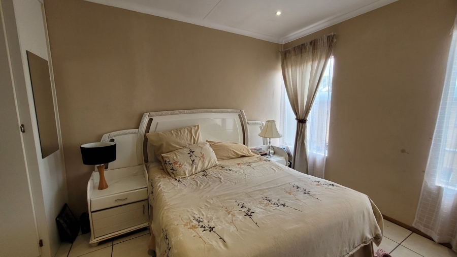 3 Bedroom Property for Sale in Magalieskruin Gauteng