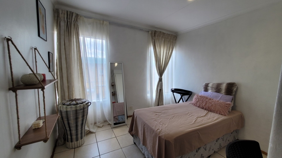 3 Bedroom Property for Sale in Magalieskruin Gauteng